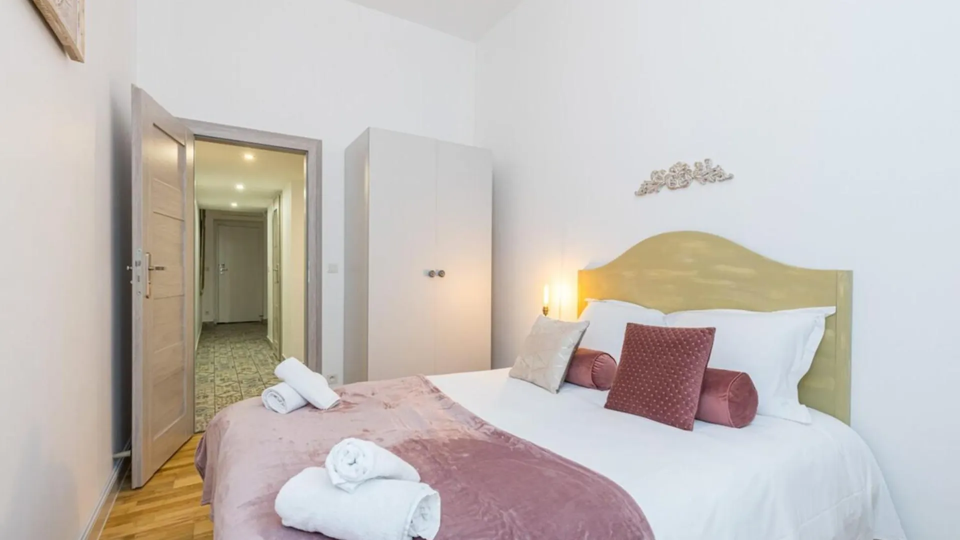Fricero - Comfortable 5 People- 200M Near The Sea Nice 0*,  France